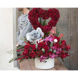 ارسال دسته گل برای تولد کودک 10 ماهه پسر 4567