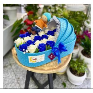 ارسال دسته گل برای تولد کودک 7 ماهه پسر 4561