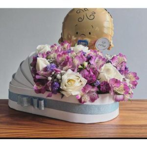 ارسال دسته گل برای تولد کودک 4 ماهه پسر 4556