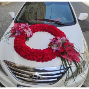 ماشین عروس اجاره ای تزیین با گل های طبیعی 4953
