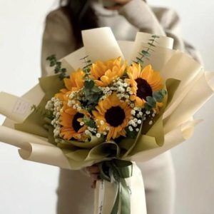ارسال دسته گل برای تولد کودک 20 ماهه پسر 4583
