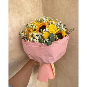 دسته گل مناسب متولد ماه اسفند 10358
